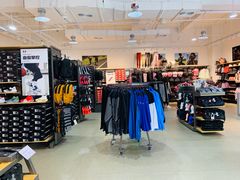 -UNDER ARMOUR(八达岭奥莱店)