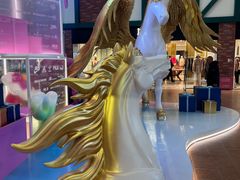 -燕莎奥特莱斯购物中心