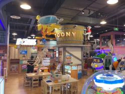 -卡通尼乐园(五彩世界店)