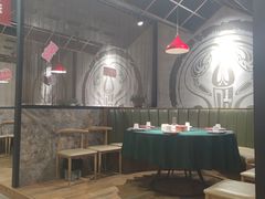 -叶派龙虾•招牌香辣蟹·海鲜(中海国际店)