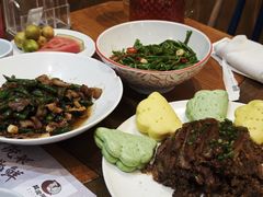 -黄泥岗·地道湖北菜(奥特莱斯店)