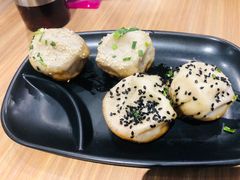 -小杨生煎(金山百联购物中心3楼店)