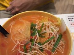 -谭仔米线(皇庭广场店)