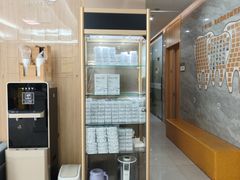 -上海仁爱医院口腔科 · 种植
