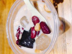 奶茶味燒仙草-八婆婆烧仙草(曾厝垵店)