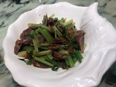 -梁家大院•农家菜(昆山会展中心店)