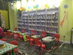 -泥娃娃DIY陶吧(易生活购物公园店)