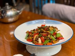 青椒牛肝菌-福照楼汽锅鸡·云南菜(护国路店)