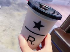 -星巴克臻选(上海合生汇1F店)