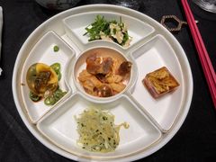 冷菜五拼-新光酒家·河豚·海鲜·蟹料理(浦东店)