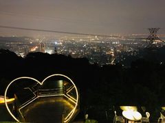 -草山夜未眠景观餐厅