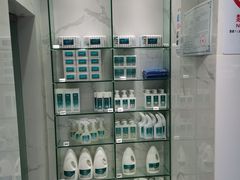 -福奈特洗衣洗鞋(海阳路店)