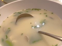 -鹏城人家海鲜酒家·23年老字号(较场尾店)