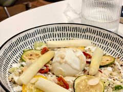 -潮一不贰·法式甜品·生日蛋糕·西式简餐(外滩店)