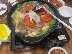 -乡土特色.冷锅鱼.牦牛肉汤锅