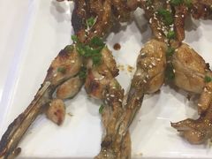 -虾弄弄海派小龙虾·牛羊蝎子火锅