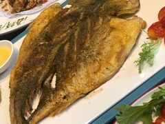 -赶海部落海鲜城(海阳路店)