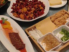 -凤凰园烤鸭店·唐山菜·传承花椒肉(老唐丰路店)