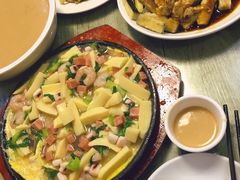 奶香花生糊-华春餐馆(鱼山路店)