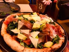 牛油果帕尔马生火腿披萨-O'mills Sourdough Bakery&Bistro(永嘉路店)