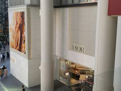 -Dior迪奥(上海世茂广场店)