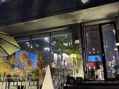 -W COLLECTIVE  DESSERT SHOP