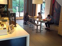 -麦当劳(友谊路得来速店)