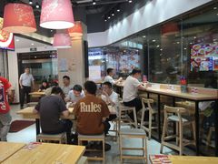 -魔都三兄弟酸辣粉·蘸卤炸串(虹桥万科店)