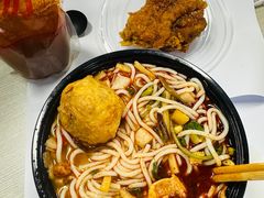-柳州肥姨妈大骨螺蛳粉(万达中心店)