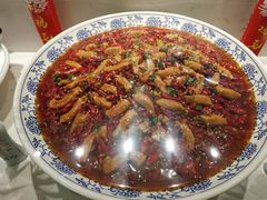 -有红鸡毛店·川菜(建设路店)