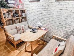 -藏猫猫咖啡主题馆(中央大道店)