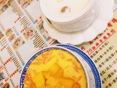 -广信牛奶甜品世家(台东店)