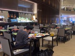 -惠州皇冠假日酒店·西餐厅·自助餐厅