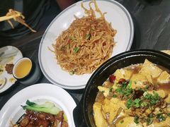 -八大碗·地道东北菜(东陵西路店)