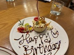 -Mark&Mars Restaurant