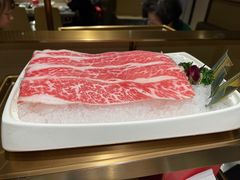 -海底捞火锅(曹安公路店)