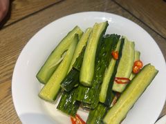 酸辣瓜条-河沿肉饼Beijing Pie(锡拉胡同店)