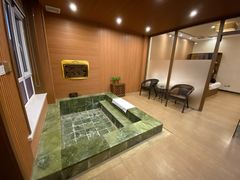 -大连步云山老汤度假山庄