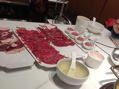 -犇鼎牛潮汕牛肉火锅(新辰里学清路店)
