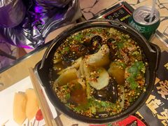 -何师烧烤·香辣蟹·川菜·30年老品牌(太古里旗舰店)