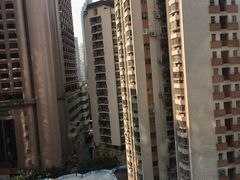 -深圳富苑皇冠假日套房酒店