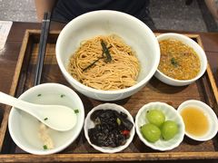 -蟹上黄·蟹黄面·江南糖水(人民广场店)