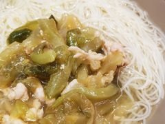 榨菜肉丝米线-和平馆·地道港澳茶餐厅(西门口店)