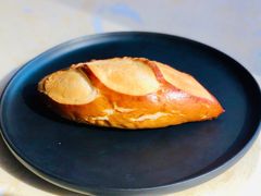 经典德国碱水面包-啊噗吐呦现场烘焙(麦凯乐店)