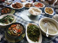 -钱大妈海鲜饭店(保利林语店)