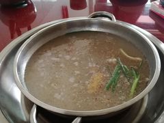 -老石黑山羊毛驴肉火锅(金凯广场店)