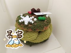 开心果树莓泡芙-Ten Olives甜点