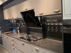 -佰丽爱家全屋定制(汶水店)