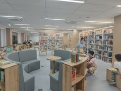 一楼大厅-西湖区图书馆(古墩路)