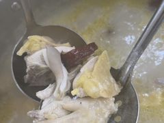 -15年老字号鑫鑫猪肚鸡·椰子鸡海南火锅(兴隆华侨农场店)